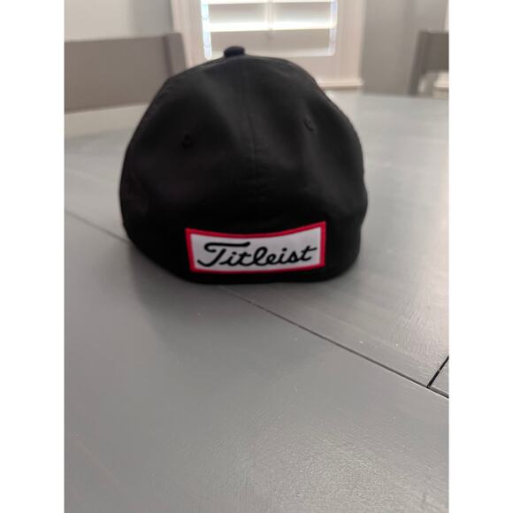 Titleist Mens Golf Hat black  7 1/2 - Picture 6 of 6